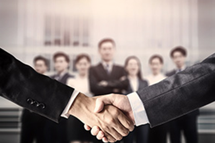 哪些信用卡免收逾期利息费用？